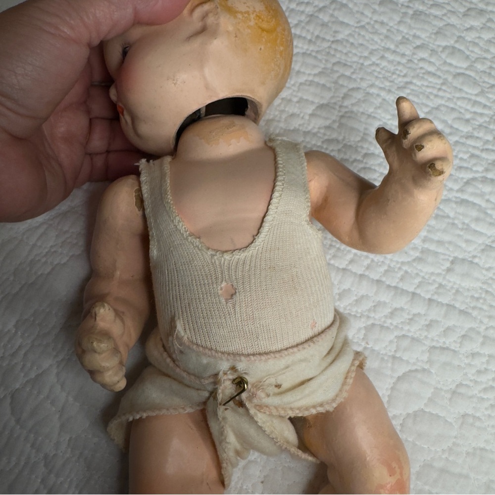 Vintage Baby Doll from the 1940’s - Picture 3 of 7